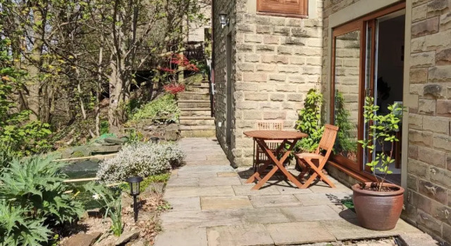 Wood Bank Studio Apartment, Varaa Huoneisto Asunnot kohteessa Merseyside, Huoneisto