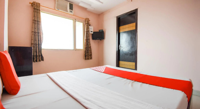 OYO 71624 Hotel City Delux, Rezervovat Hotel  
