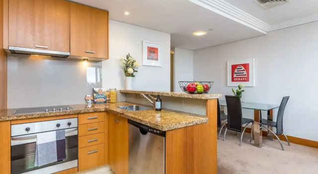 Апартаменты с красивым видом из окна Central 2 Bedroom with Free Parking