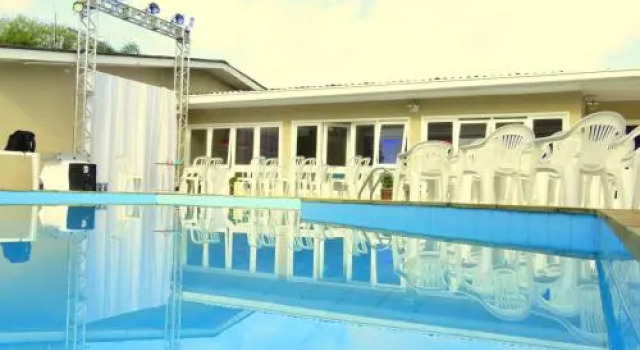 Curitiba Park Hotel, Забронировать Отель Отели Параны с бассейном, Бассейн