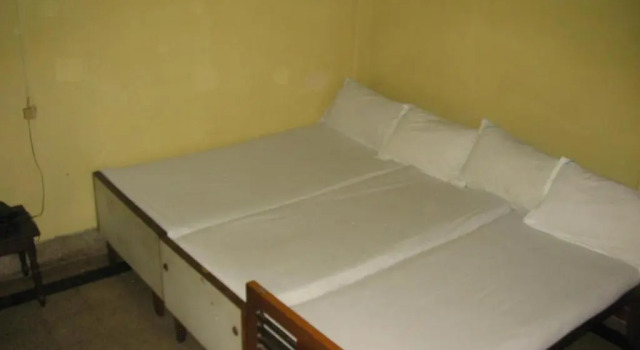 Трёхместный номер Standard Vasantha Lodge Purasawalkam chennai