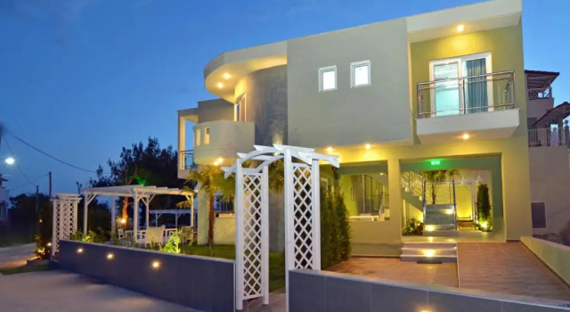 Студия Lafeyra Apartments