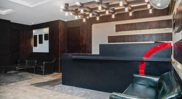 Collection O 49503 Moriz Boutique Hotel, Забронировать Бутик-отель Отели штата Карнатаки 3 звезды, 3*