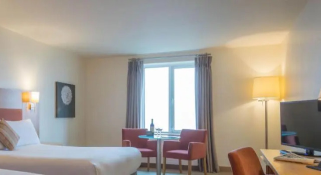 Одноместный номер Standard Maldron Hotel Portlaoise