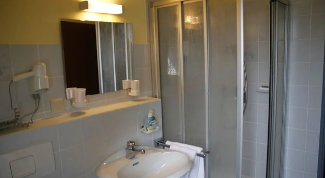 Двухместный номер Comfort Hotel Restaurant Zum Jägerheim mit Innenpool