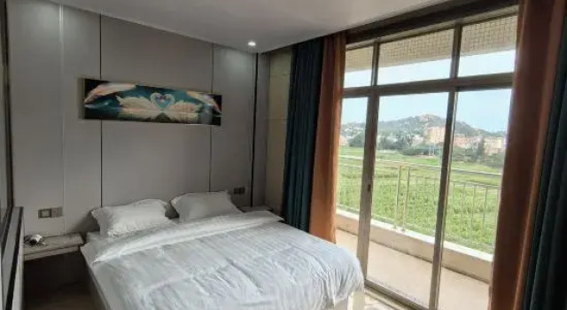 Taishan Jinyuelou Hotel, Rezerwuj Hotel Hotele w Jiangmen z parkingiem, Parking