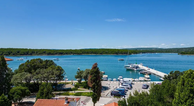 Апартаменты Seafront Apartment Nana 2