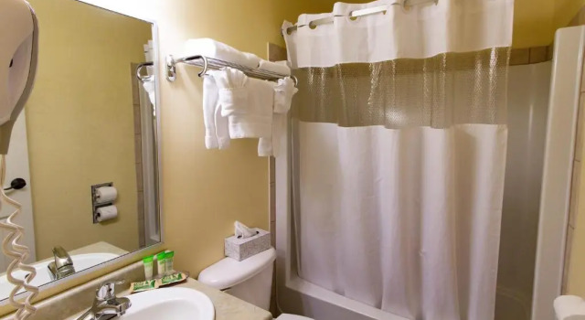 Номер Standard Park West Inn