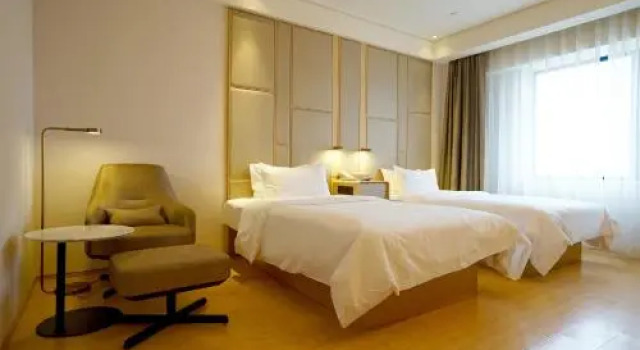 Ji Hotel Xichang Qionghai Wetland Park, Varaa Hotelli Hotellit Sichuan pysäköinnillä, Pysäköinti