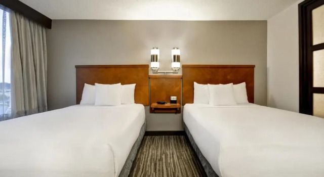 Номер High Floor Hyatt Place Columbus Worthington