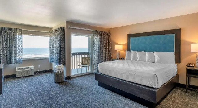 Люкс Lincoln Sands Oceanfront Resort, an Ascend Collection Hotel