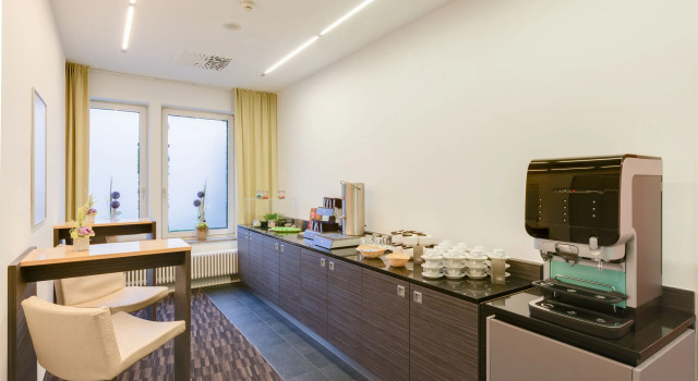 NOVINA HOTEL Wöhrdersee Nürnberg City