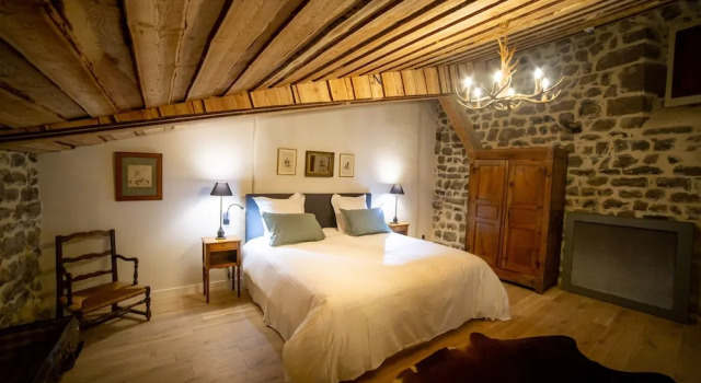 Château de Saint Vidal, Reserva ahora Hotel Saint-Vidal Auvernia