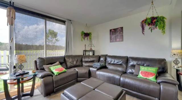 Pool + Patio: Family-friendly Townhome By Disney!