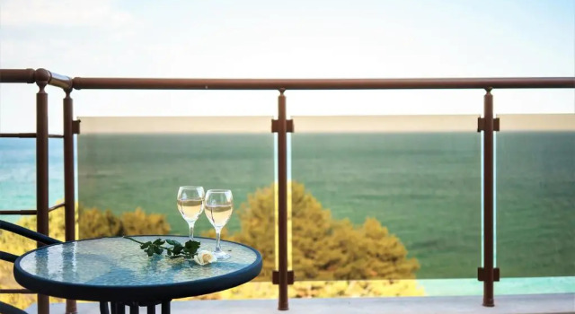 Апартаменты с 2 комнатами с балконом Moreto Seaside Aparthotel