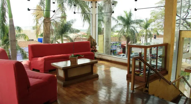 Cazuza Palace Hotel