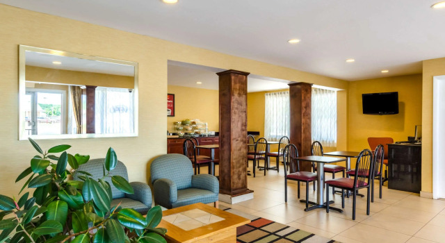 FairBridge Inn Express, Book Hotel Pittsfield Jiminy Peak