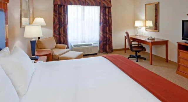 Номер Standard Holiday Inn Express & Suites Albany Airport Area - Latham by IHG