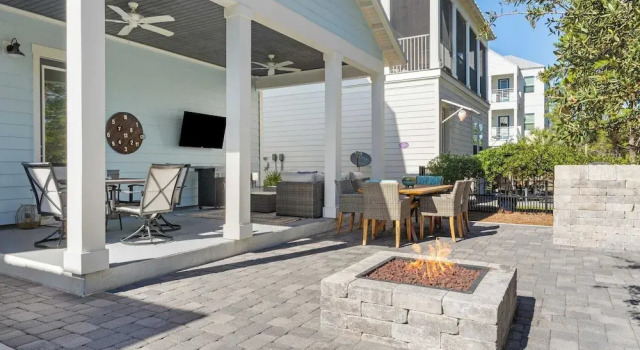 Коттедж Constant Getaway by Avantstay 30A Coastal Retreat Outdoor Lounge, Golf Cart, Bikes + Near Beach