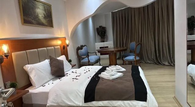 Novo Star Hotel, Varaa Hotelli Hotellit Marmara-alue pysäköinnillä, Pysäköinti