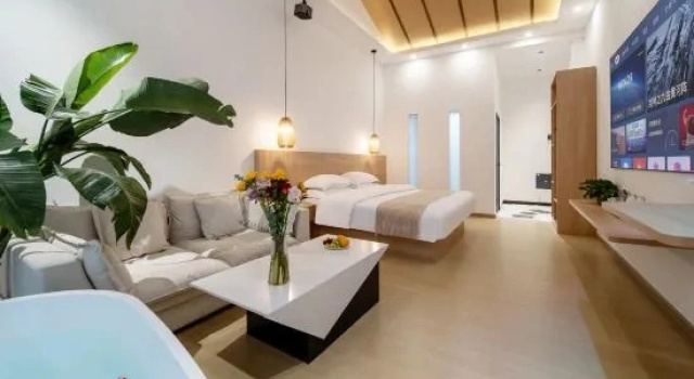 Люкс с видом на внутренний двор Half Idle Cloud House Homestay