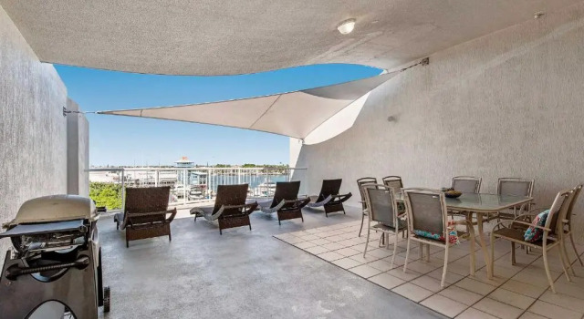Апартаменты с 2 комнатами с видом на гавань Sailport Mooloolaba Apartments