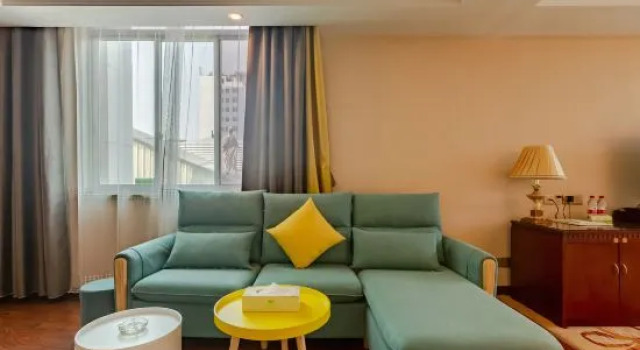 Люкс Deluxe Vienna Hotel Guilin Airport Road