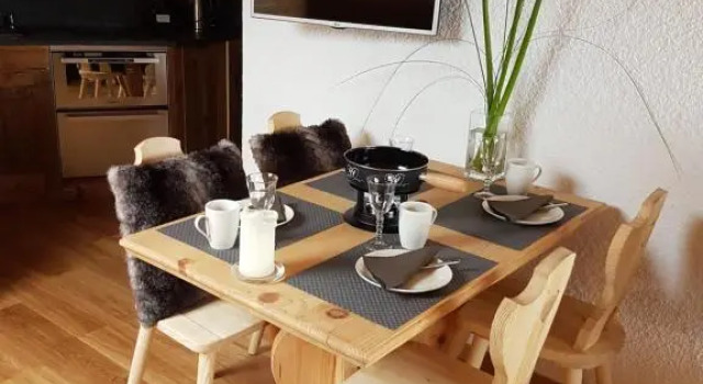 Studio 166 Le Bristol Villars, Rezerwuj Apartament Hotele w Vaud z basenem, Basen