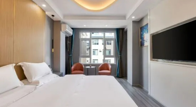 Люкс Business Jiaju Art Hotel (Qujing Railway Station Branch)