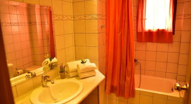 Двухместный номер Standard c 1 комнатой с балконом Mont Helmos Hotel