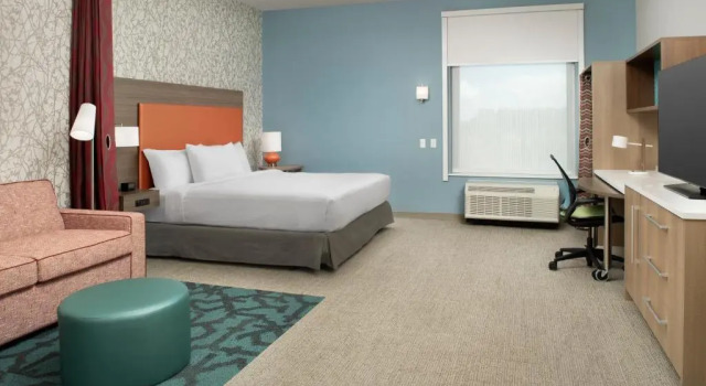 Номер Standard Home2 Suites by Hilton Fort Myers Airport