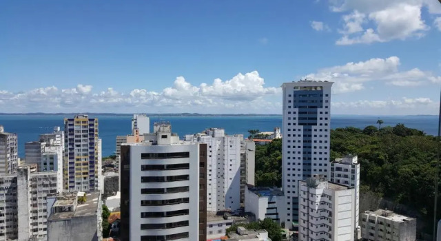Апартаменты Luxury Surround Sea View Apartment