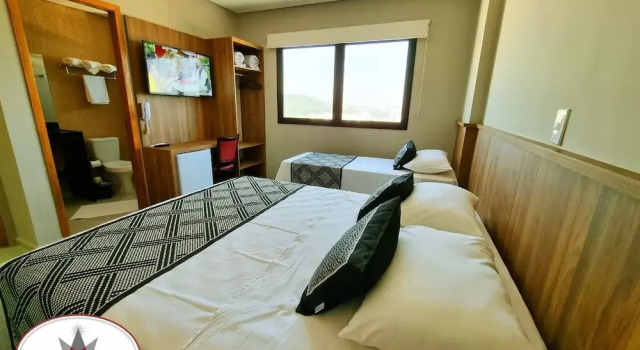 VIPPER Hotel