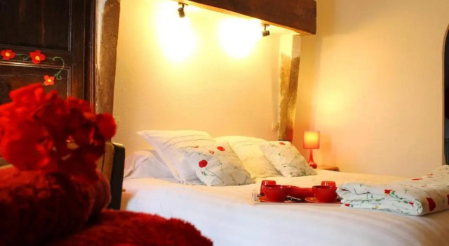 Gîte Trézelles, 6 pièces, 12 personnes - FR-1-489-50, Rezervasyon Otel Trezelles Rhône-Alps