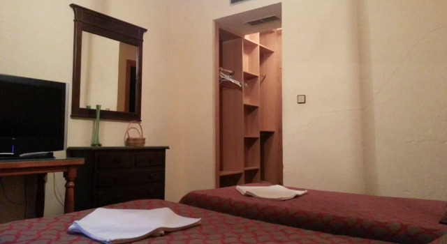 Hotel Almona, Забронировать Отель Гранада Granada Province, рядом с Базилика Сан-Хуан-де-Диос