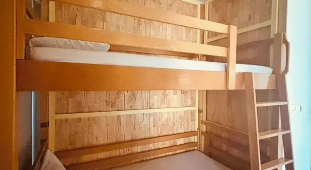 Кровать в общем номере (женский номер) The LODGE BKK Hostel