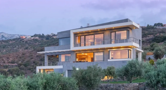 Villa Isidora - Stunning Stylish 3-bedroom Villa