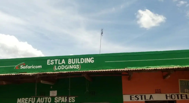 Estla Lodge