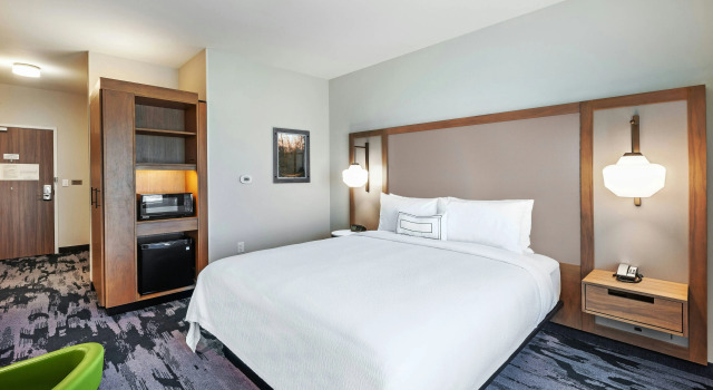 Fairfield Inn & Suites by Marriott Tulsa Catoosa, Boek Hotel Hotels in Catoosa met zwembad, Zwembad