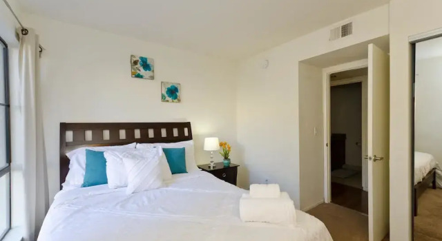 Апартаменты LA037 2 Bedroom Apartment By Senstay