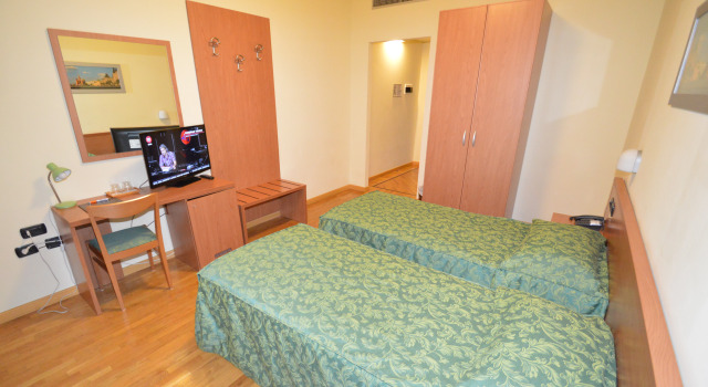 Hotel Dama