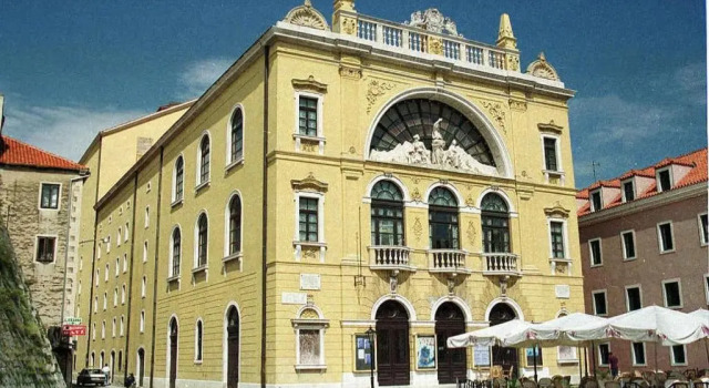 Apartman Jelinić, Prenota Appartamento Hotel a Croatian Islands con parcheggio, Parcheggio