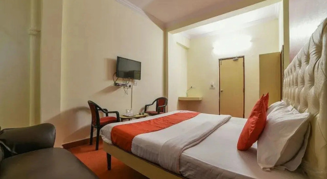 OYO Rooms Sri Nagar Colony