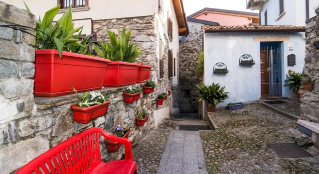 Il Sogno Di Claudia, Book Hotel Gera Lario Como