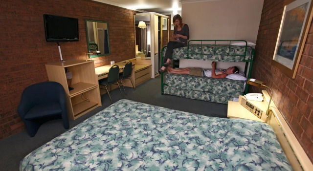 Countryman Motor Inn
