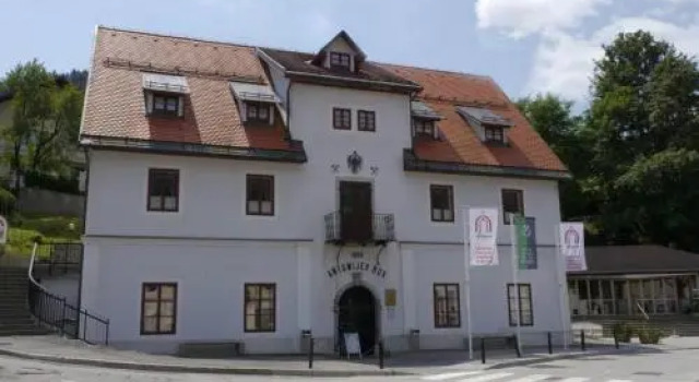 Gostišče Barbara, Rezervovat Penzión Penziony v Idrija, Penzión