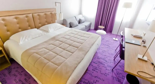 Трёхместный номер Comfort Hôtel Anne De Bretagne