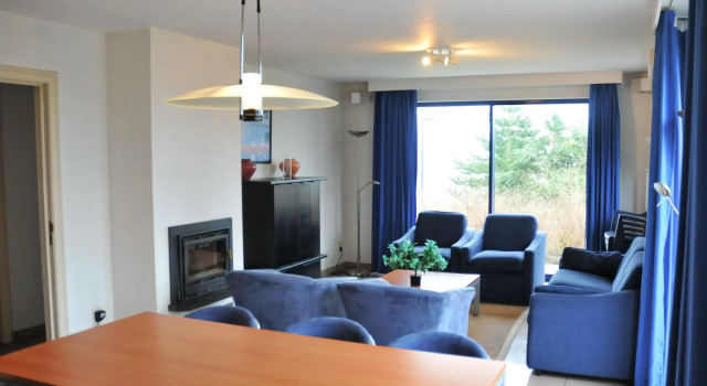 Apt w/ Fireplace & Garden
