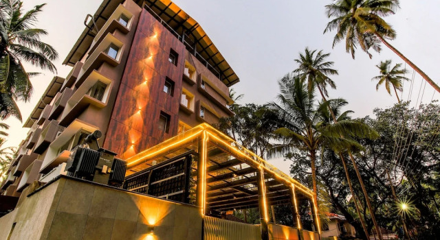 Capital O 23452 Rivasa Emerald, Prenota Hotel South Goa Goa