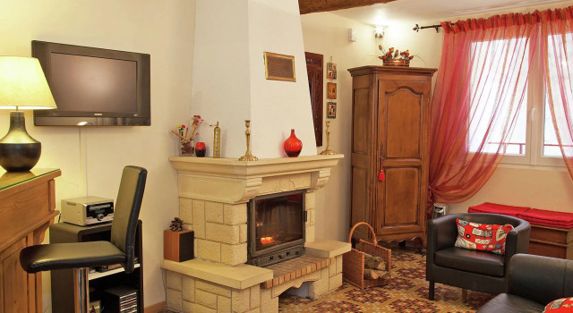 Attractive holiday home with swimming pool, Réserver Hôtel Cazouls d'Herault Languedoc-Roussillon